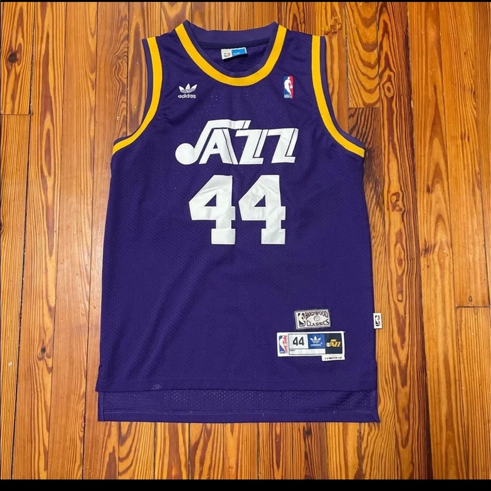 Utah Jazz “Pistol” Pete Maravich Jersey